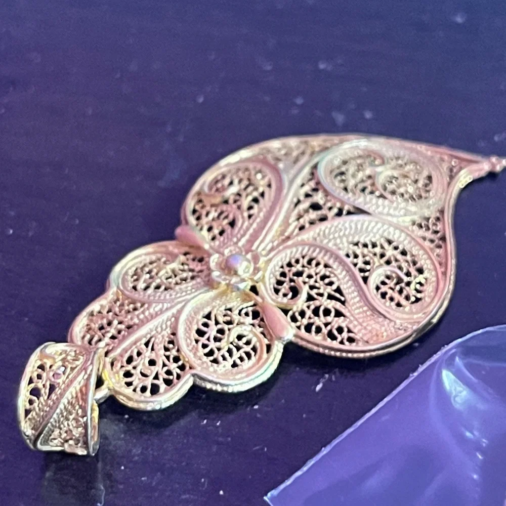 1 pound mystery jewelry - Picture 4 of 5